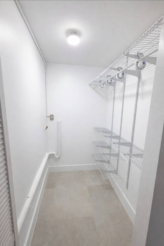 Foto del edificio - 13000 SW 92nd Ave