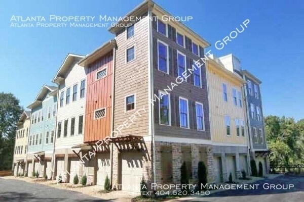 Building Photo - 1628 Briarcliff #8