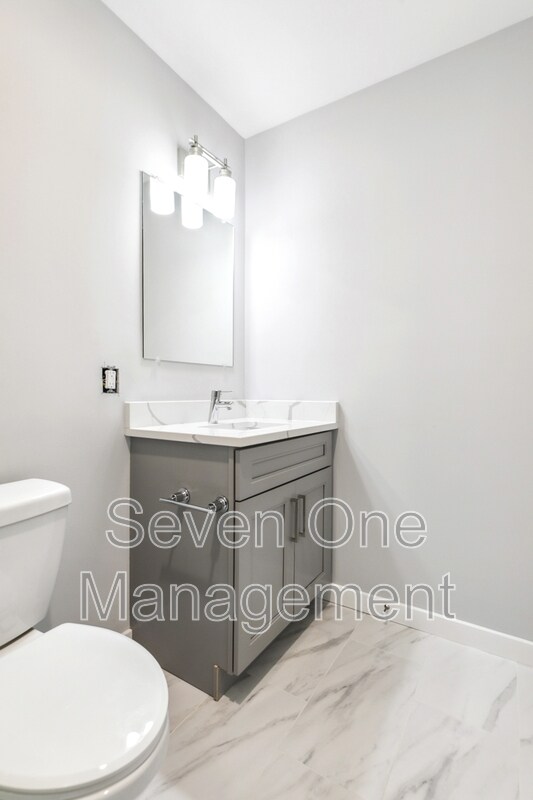 Building Photo - 3838 Pechin St