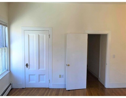 Foto del edificio - 32 W Cedar St