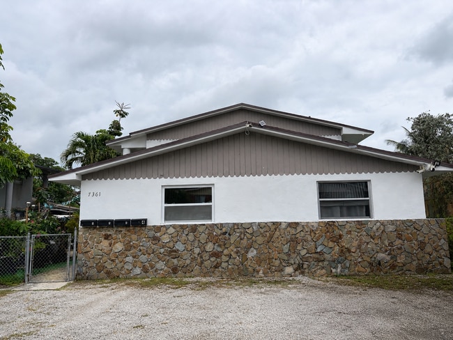 Building Photo - 7361 NW 37th St