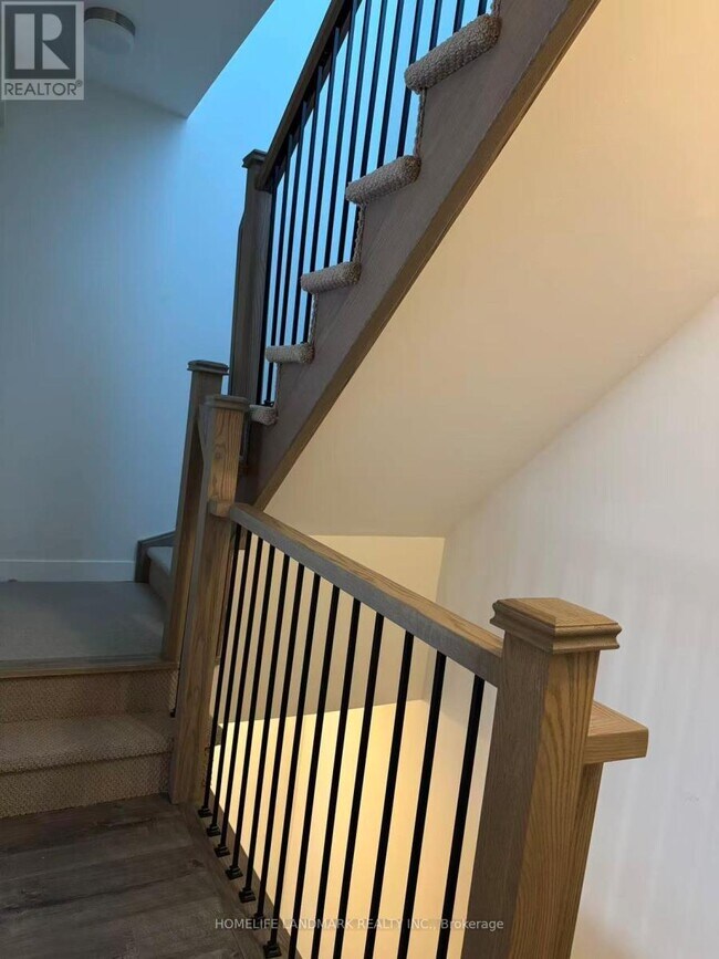 Photo du bâtiment - 3550 Colonial Dr