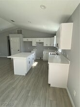 Building Photo - 6012 Hanna Ave N