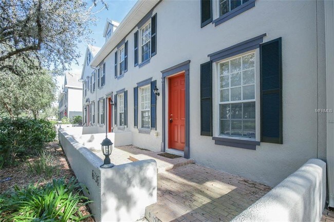 Building Photo - 6136 Fishhawk Crossing Blvd