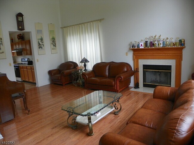 Foto del edificio - 31 Hill Hollow Rd