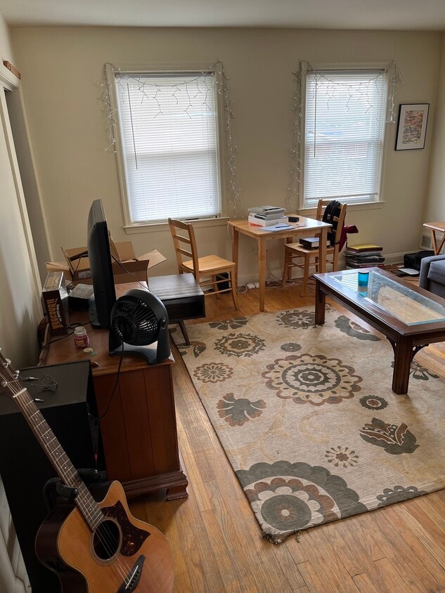 1318 Medfield Ave Unit 2nd Floor, Baltimore, MD 21211 1318 Medfield