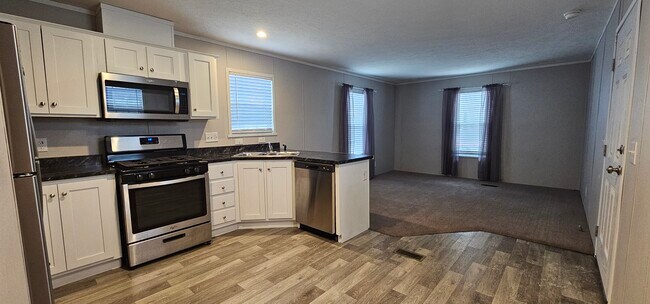 Foto del edificio - 154 Birch Ct