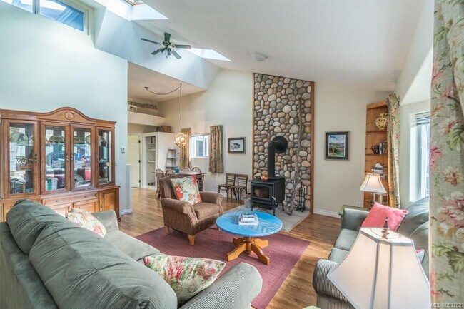 Photo du bâtiment - 3861 Charlton Dr