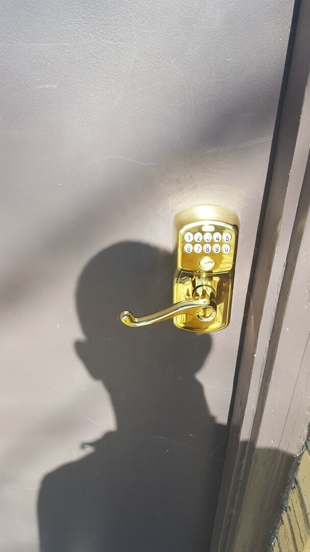 Building Photo - Spacious 1 Bed 1 Bath in the heart of Speedway!