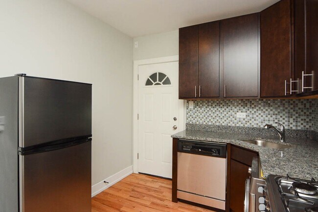 Foto del edificio - 2903 N Mildred Ave