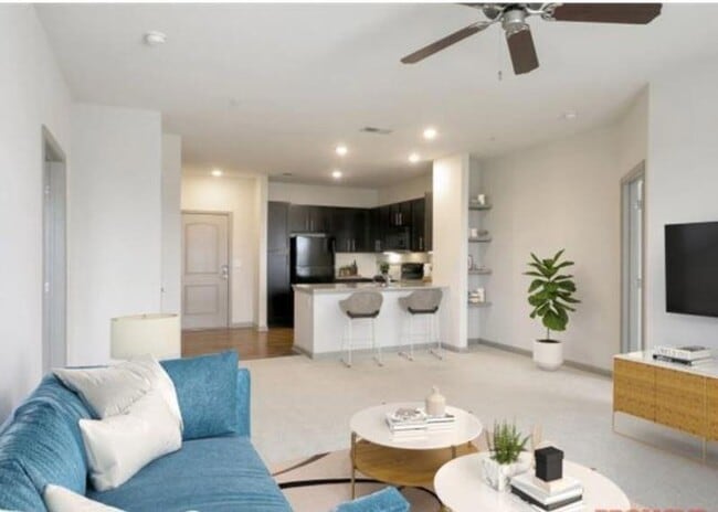 Foto del edificio - 5610 Glenridge Dr