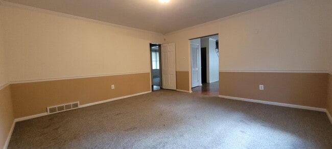 Foto del edificio - Spacious 3 bedroom 2.5 bathroom home in Ha...
