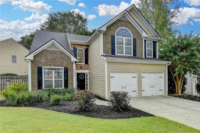 House 3 Beds 3 Baths - House 3 Beds 3 Baths