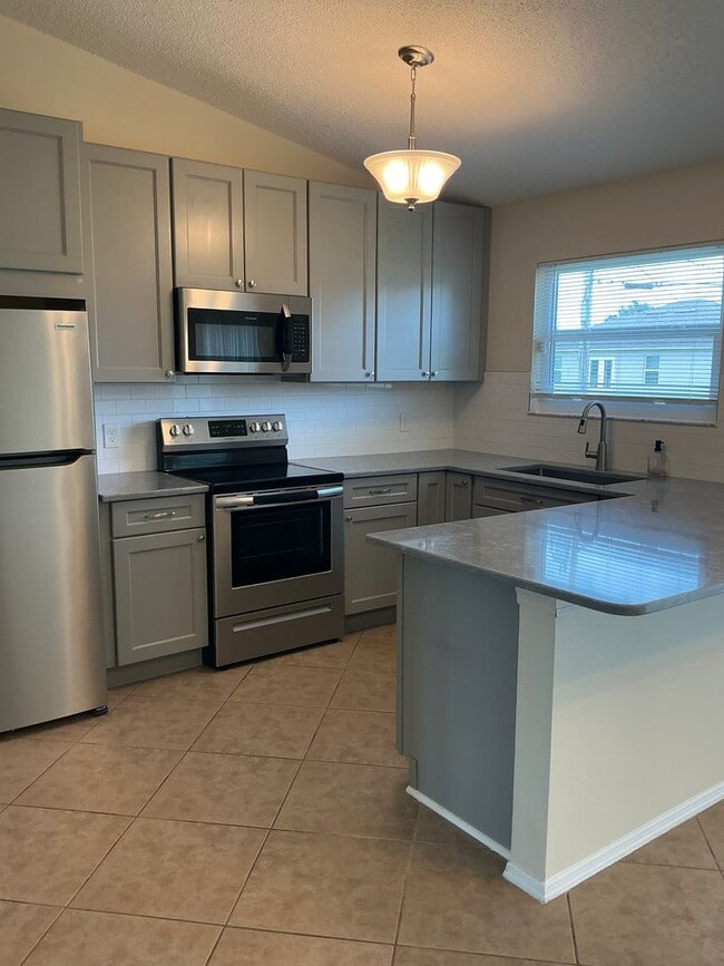 Photo - Beautiful  3 / 2  rental home