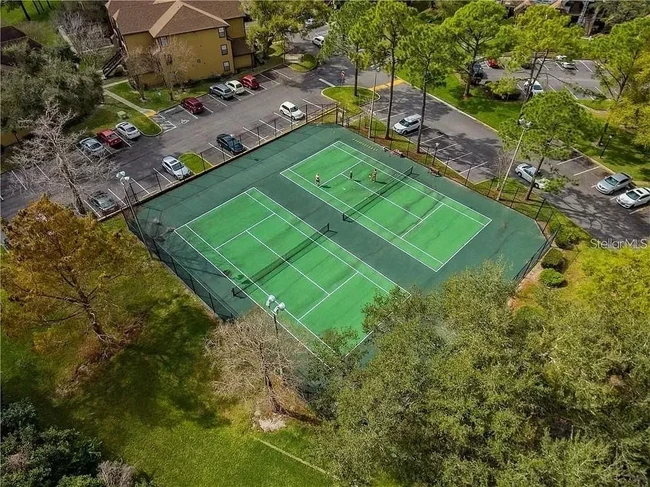 Tennis Courts - 300 Lakepointe Dr