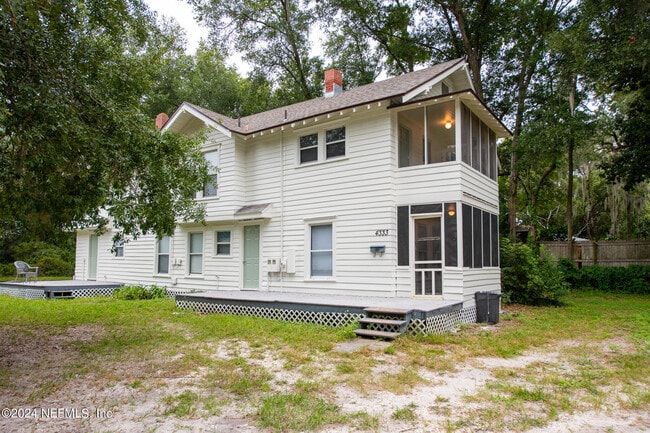 Building Photo - 4333 Longfellow St