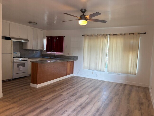 Foto del edificio - 1629 Talmadge St