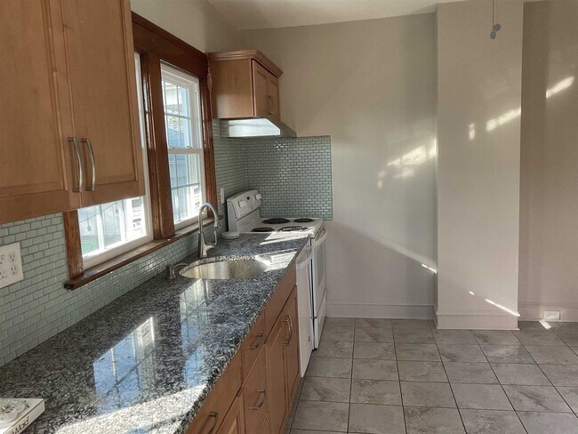 Foto del edificio - 37 Dutchess Terrace