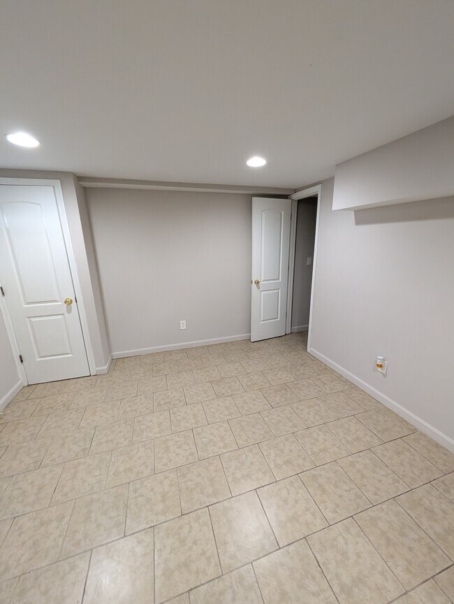 Foto del edificio - 3831 Shannon Dr