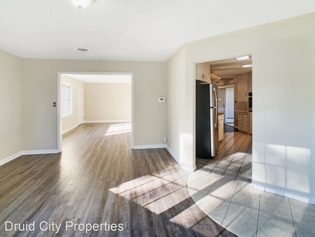 Building Photo - 3 br, 2 bath House - 26 Fairway Drive