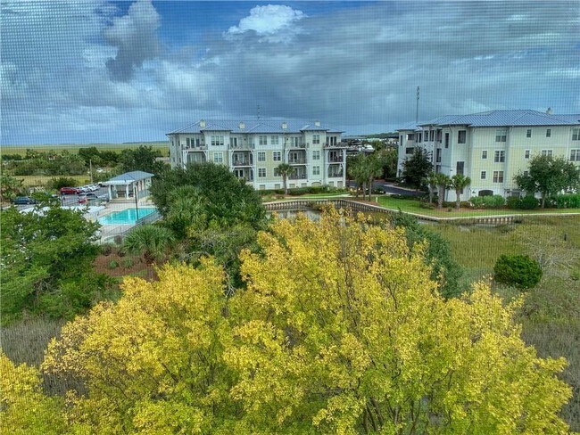 Building Photo - 311 Marina Dr