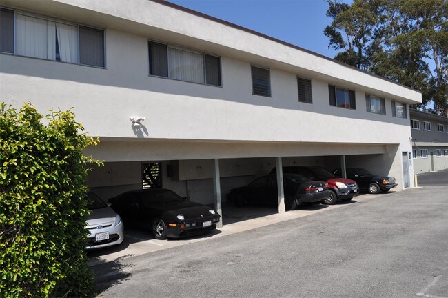 Building Photo - 6509 Seville Rd