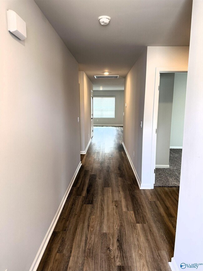 Foto del edificio - 205 Chubbs Ln