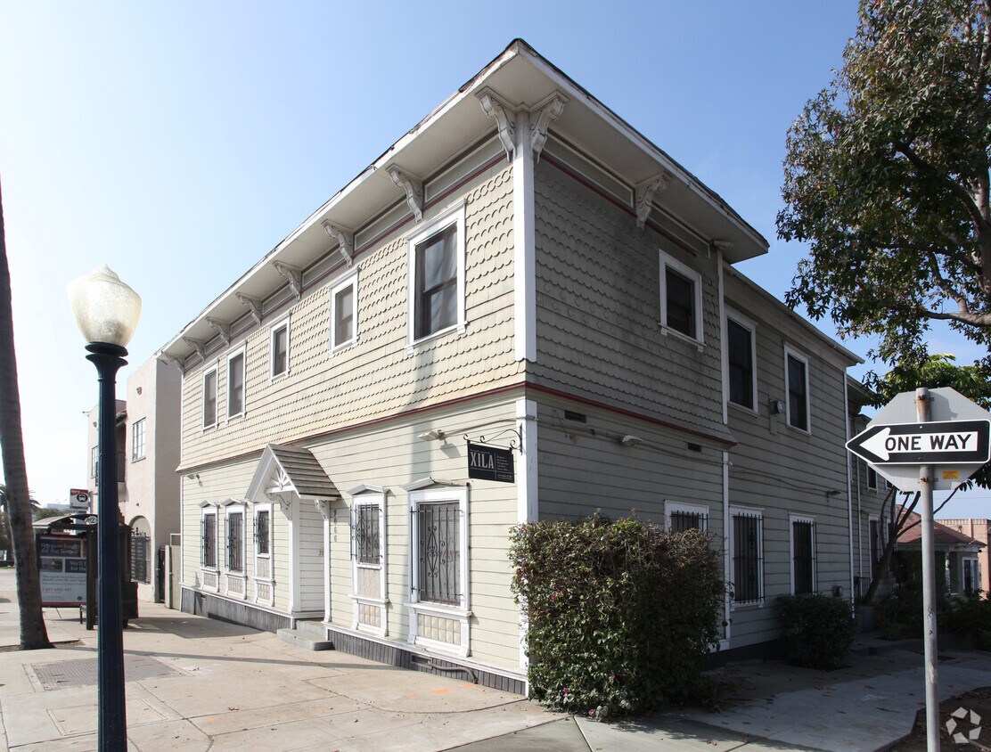 Foto del edificio - 2066 4th Ave