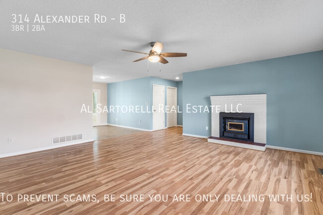 Building Photo - 314 Alexander Rd