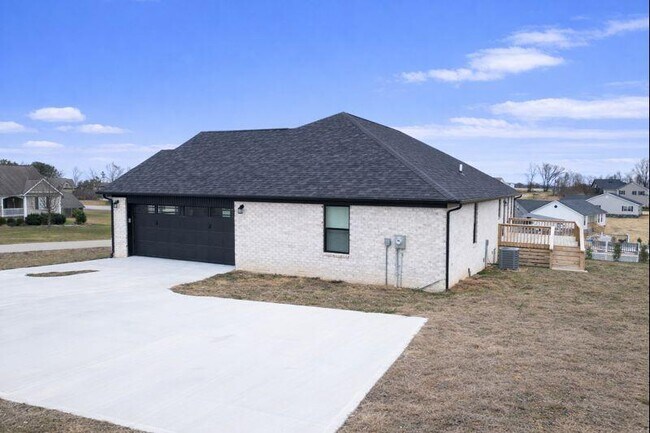 Foto del edificio - 46 Caden Ln