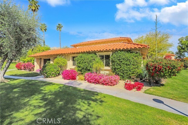 Primary Photo - 72988 Ken Rosewall Ln