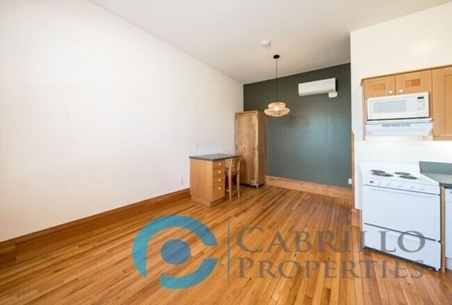 Foto del edificio - 1499 J St