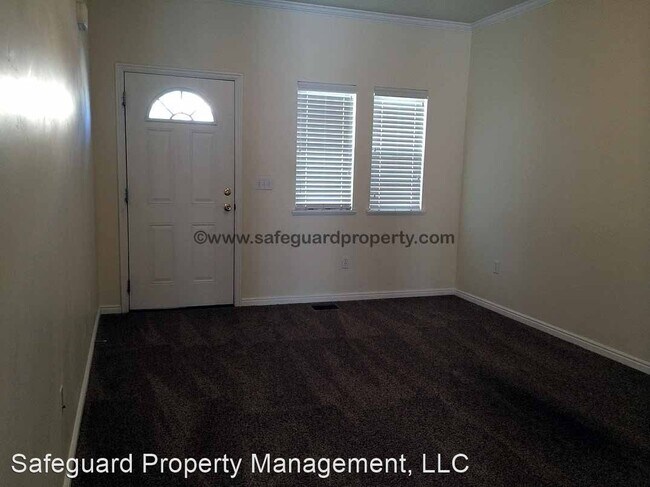 Building Photo - 3 br, 2.5 bath House - 13531 Villa Rosa Way
