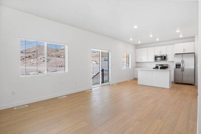 Building Photo - 1943 N Fireball Ln