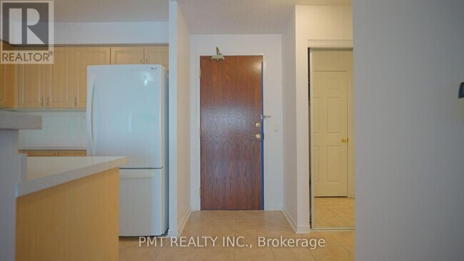 Photo du bâtiment - 9 Michael Power Pl