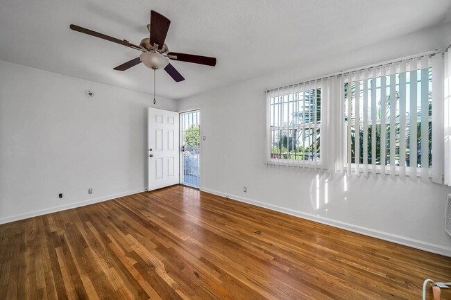 Foto del edificio - Studio Unit! Must see