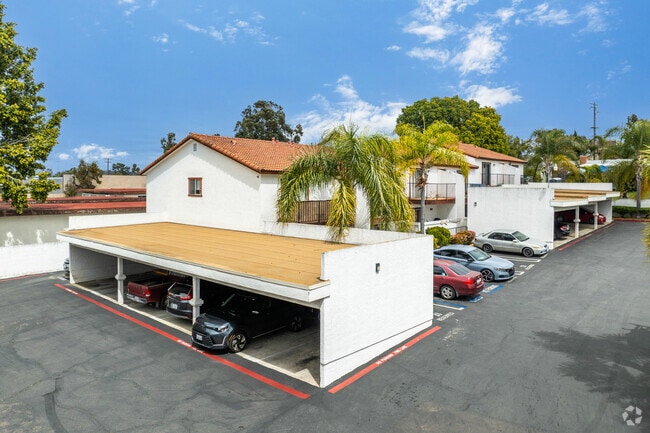 Building Photo - Plymouth Heights Apartments