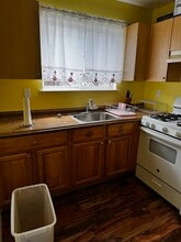 Building Photo - 50 Boundary Ave Building Photo - 50 Boundary Ave