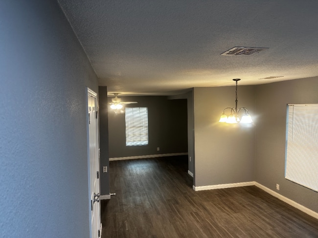 Photo - 8906 Lockwood Dr House