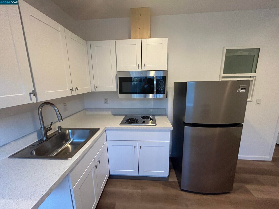 Foto principal - 3506 Cardinal Dr