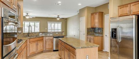 Building Photo - 2249 Canyonville Dr