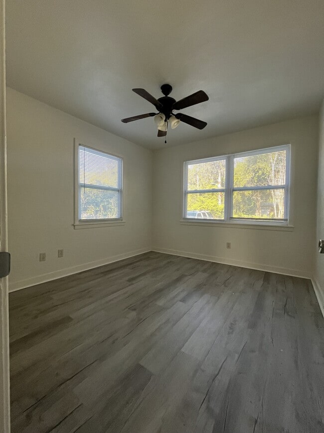 Foto del edificio - 1109 NE 5th Pl