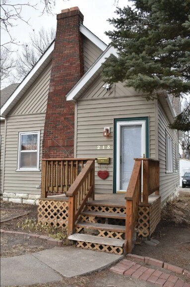 Primary Photo - 213 E Gay St