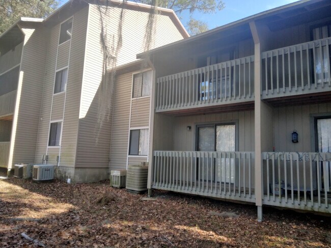 Porche trasero - 127 SE 16th Ave