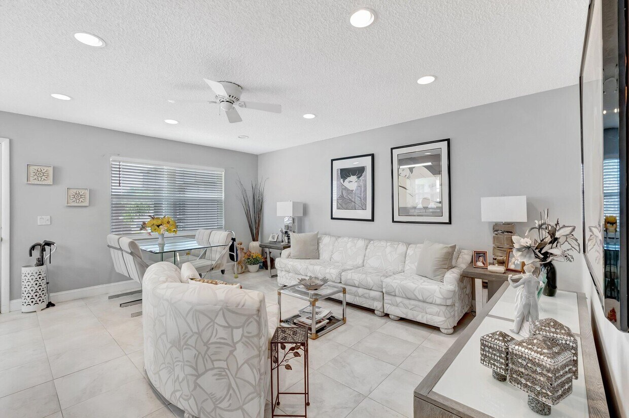 Foto principal - 422 Normandy Ln