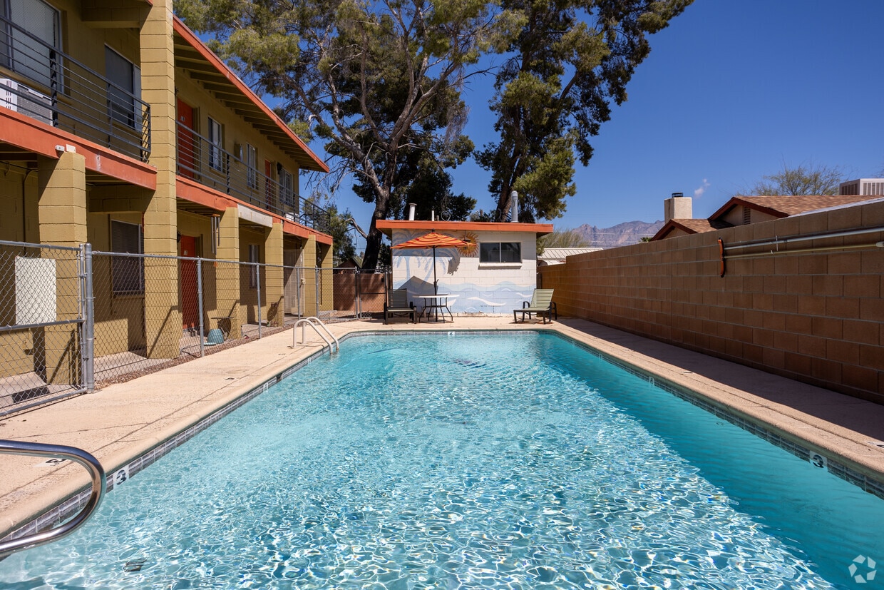 Copper House Apartments - Copper House Apartments