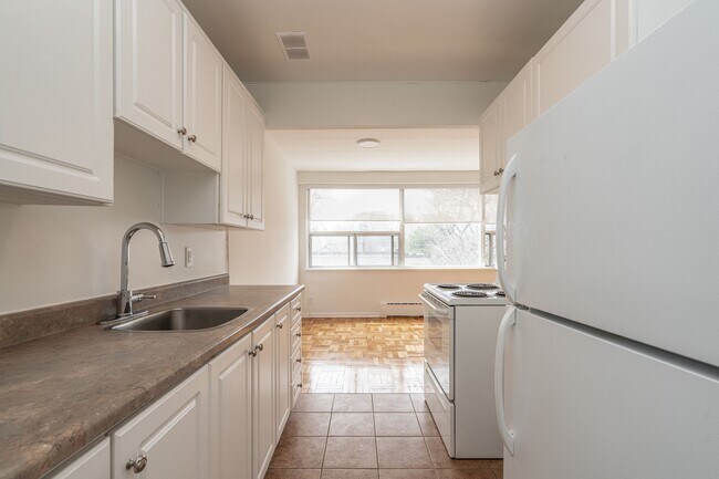 Photo du bâtiment - 5 Mallory Gardens