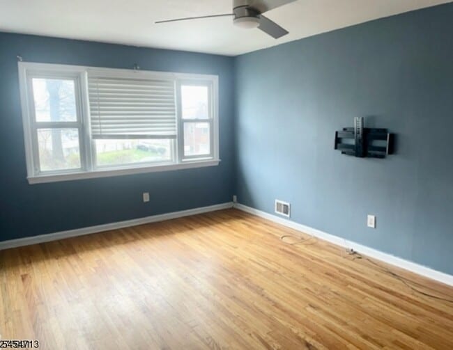 Building Photo - 1411 Hussa St