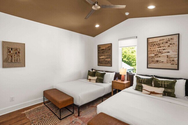 Foto del edificio - 1710 8th Ave S