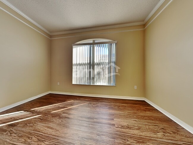 Building Photo - 805 Rocky Mountain Court